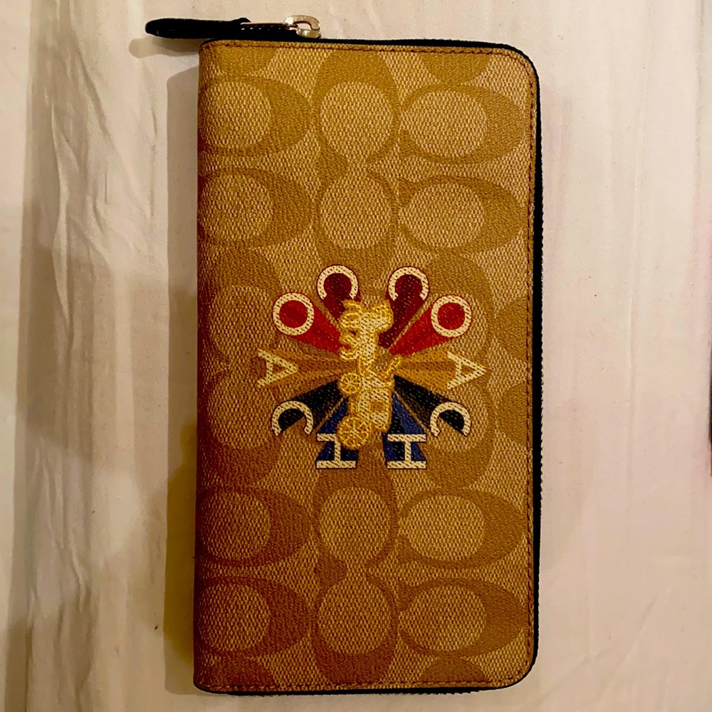 Coach zip wallet